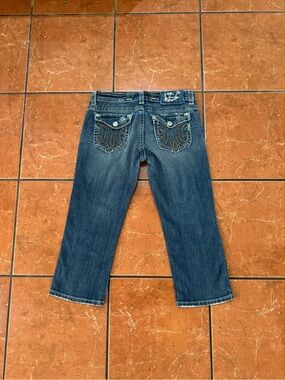 MEK Denim Hudson Capri Jeans Women’s Size 28 Distressed Embroidered
